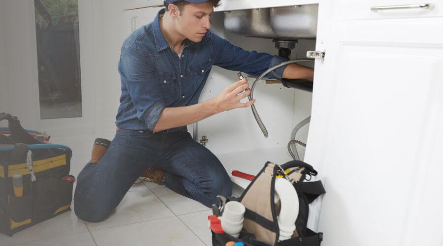 Local expert plumbing services in Deering, ND